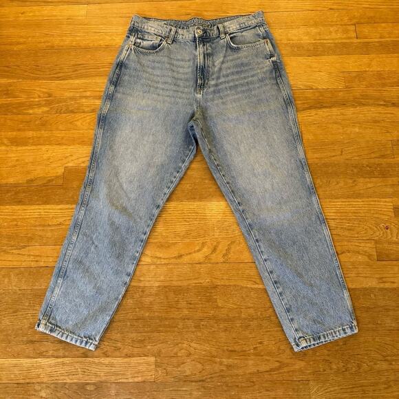 Arizona Jean Co High-Rise Mom Jean medium wash straight leg pants size 15 b3 - Picture 1 of 5